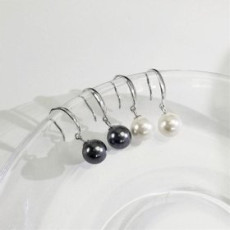 [Onoma] ONM natural freshwater nuclear pearl S925 engraved black pearl and white pearl earrings